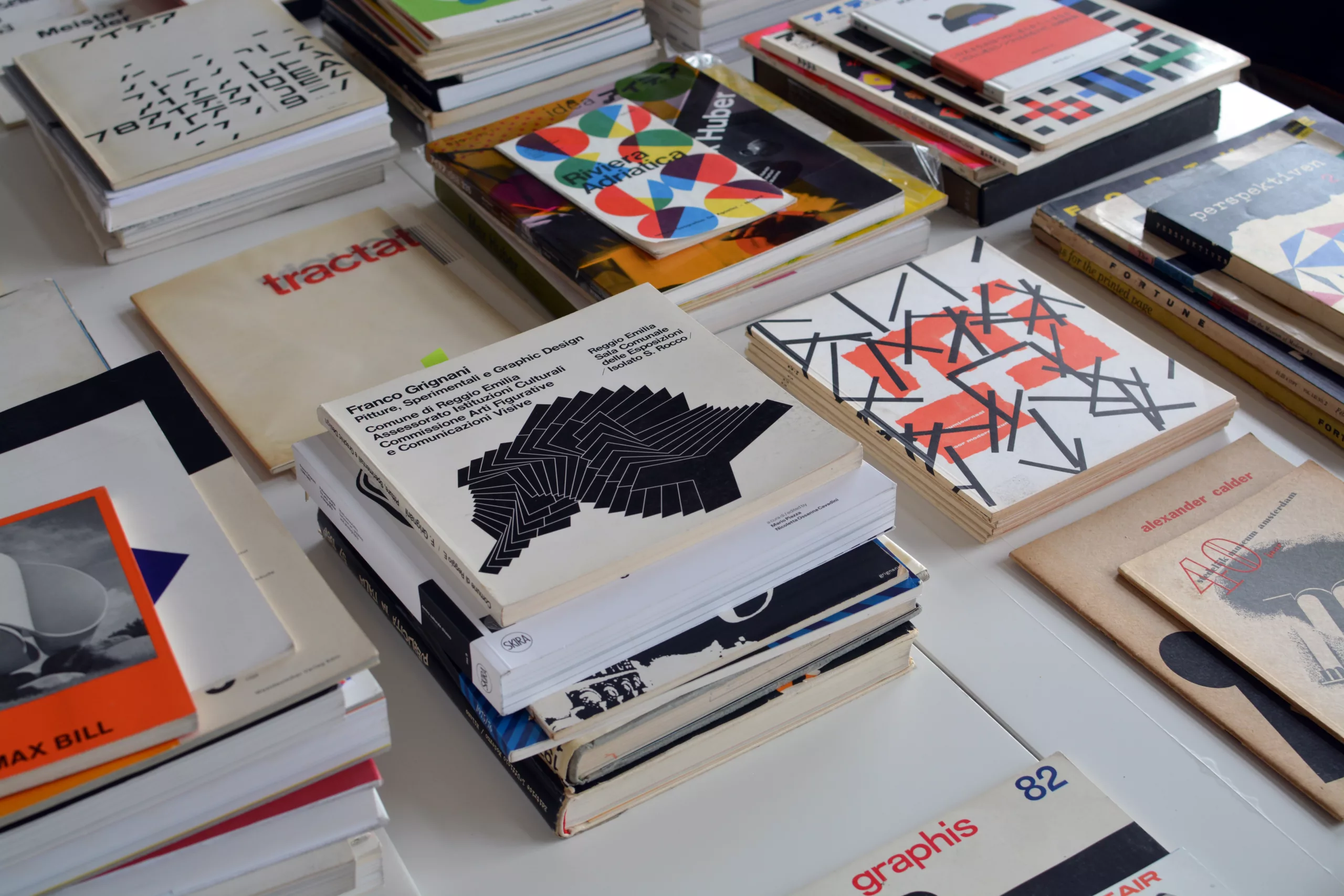the graphic design archive - design reviewed